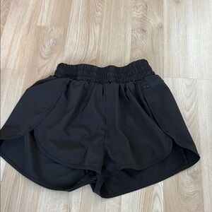 Blooming Jelly Black Athletic Shorts with Elastic Waistband